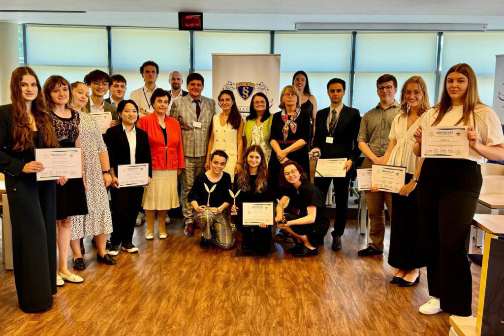 Victorine Nagels obtient la 3e place à la 4th International Young Lawyers’ Human Rights Oratory Competition de la Fédération des Barreaux d'Europe à Gdansk